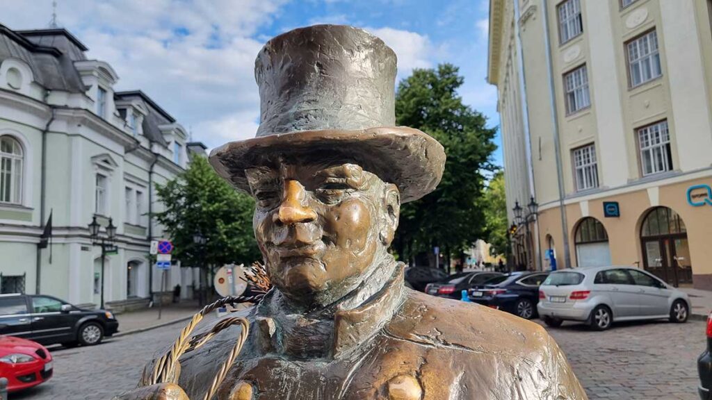 Чувени димничар у Суур Карја улици