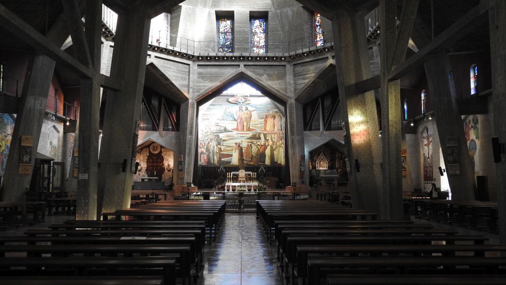 Nazaret, unutar bazilike Blagovesti