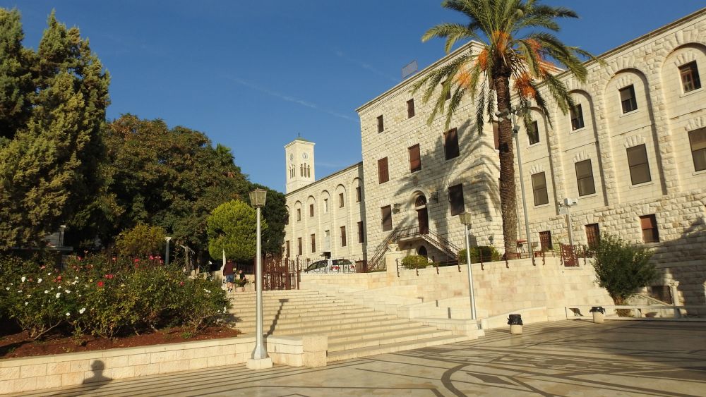 Nazaret, pored anđela Gavrila